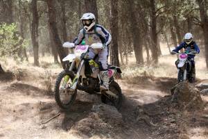 אריה ברנשטיין רודף אחרי צדוק רדקר בסניורים